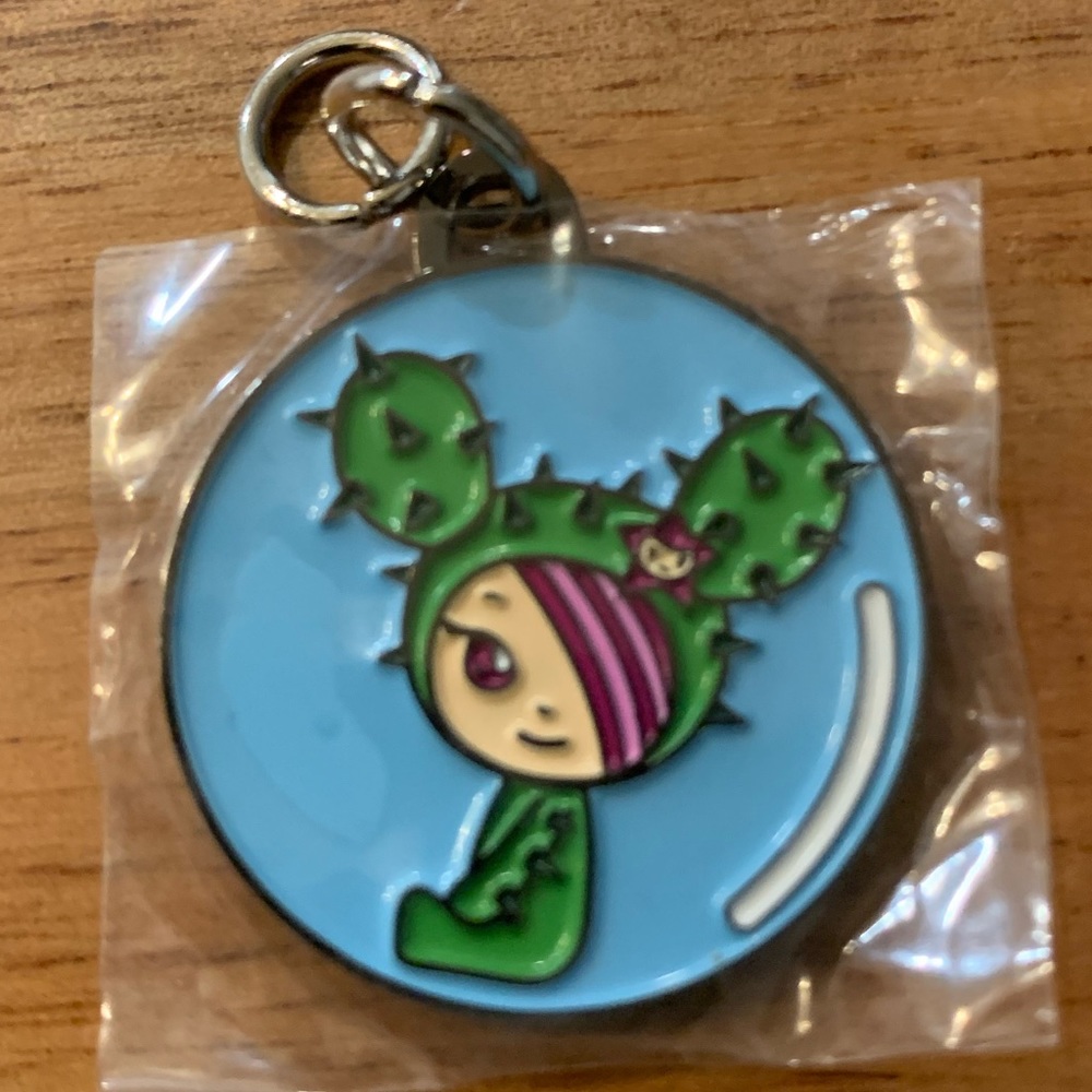 COPY - Tokidoki Ju-Ju-be Zipper Pull Charm “Cactus Sandy Sea Amo 2.0” NWOT - Picture 2 of 2